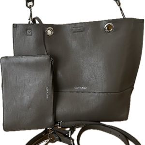 Calvin Klein Reversible Tote Bag Set